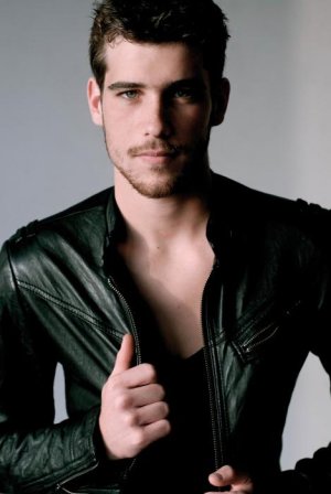 Enric Puiggros post-34874-1316894581.jpg