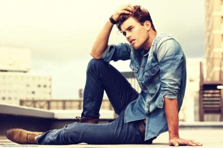 Tiago Montgomery ZyJ9.jpg