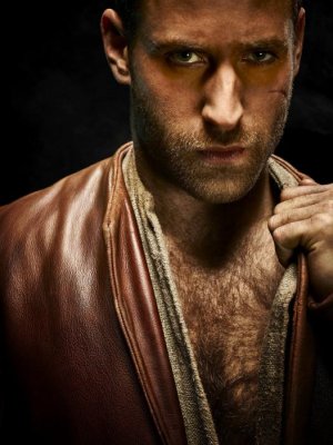 3oliver-jackson-cohen-as-lucas_roan.jpg