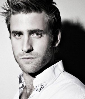 889full-oliver-jacksoncohen.jpg