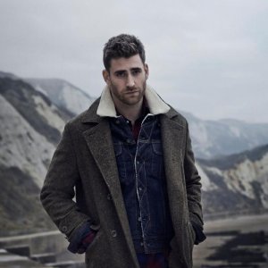 1118-oliver-jackson--cohen.jpg