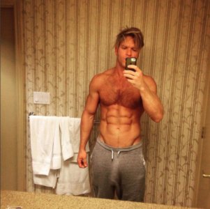 e tumblr_oks7eo9R1h1uqm5uso1_500.jpg