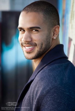 1Willie Gomez img_259-cropped-5x7.jpg