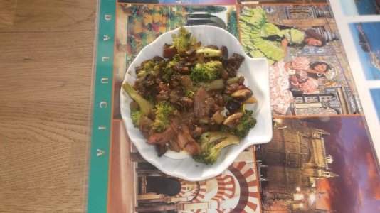 Mushrooms With Brocolli.jpg Mushrooms With Brocolli.jpg