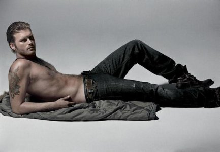 Kivanc Tatlitug..jpg