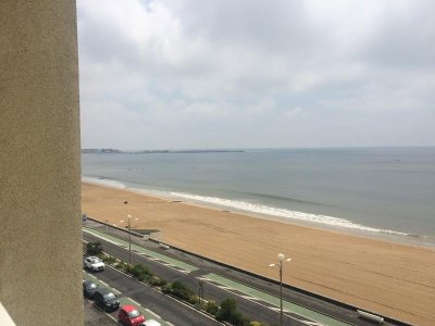 IMG_1325.jpg IMG_1325.jpg