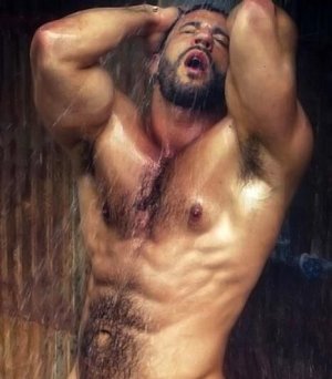 098dfe43ffe3ccfb3bbf3dcf8b105bec--sexy-men-hot-men.jpg