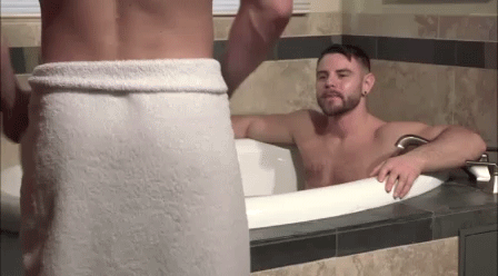 Wet-beach-men-guys-in-gear-naked-ass-jocks-shower-bath-kissing-pool-muscle-speedo-+gym-gay-sex-p.gif