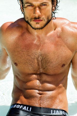 Daniel Garofali_mens_underwear_02.jpg
