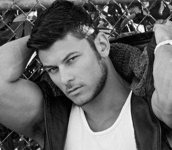 Daniel Garofali-by-Sonny-Tong-MaleModelSceneNet-02.jpg