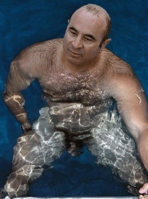 BobHoskins05.jpg