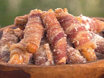 bacon bread sticks.jpg
