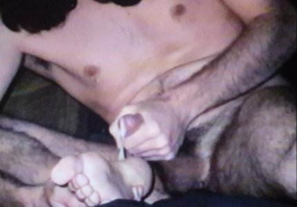cum on foot2.jpg