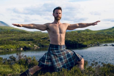 171201-kilted-yoga.jpg