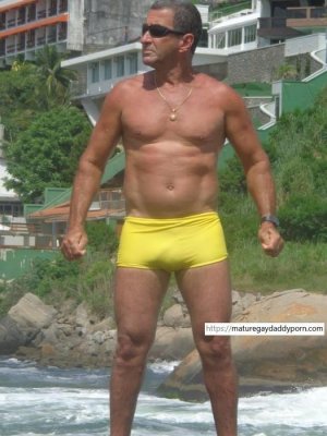 DgN7791W4AAnHd4.jpg large.jpg