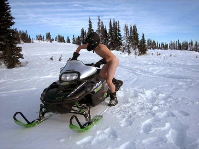 favoritehunks.blogspot.ca_snowmobile.jpg