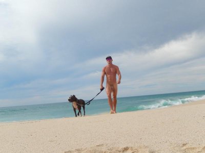 johnny sins - Duujmu2UwAA3qjh.jpg