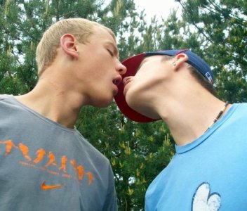 cute_boy_couples_gayteenboys18.com201.jpg