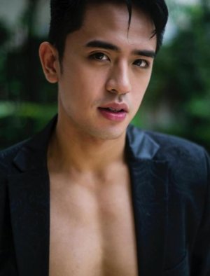 HotDavid6.jpg HotDavid6.jpg