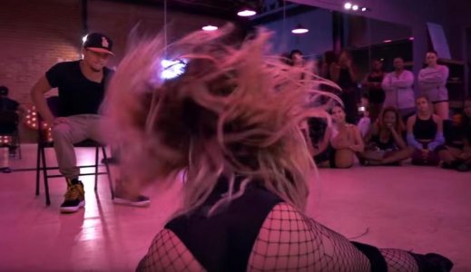 mccallum bus stop return 008.jpg