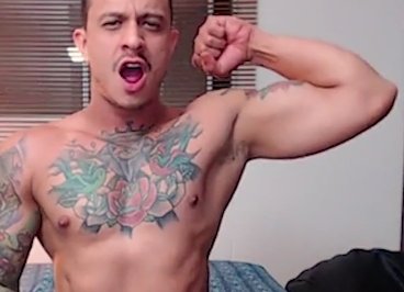 Gustavo Lovely 1.jpg