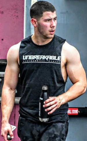 777608FD-FC46-4704-B40D-BD2444ACE96B.jpg 777608FD-FC46-4704-B40D-BD2444ACE96B.jpg