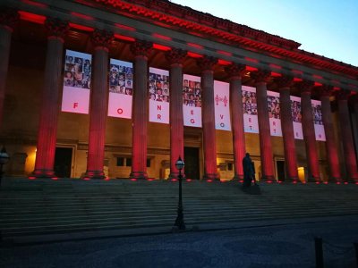 15.04.89-St George's Hall at night.jpg