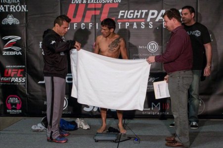 titan towel.jpg titan towel.jpg