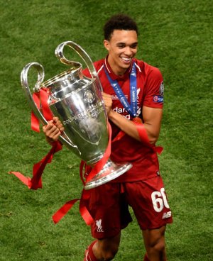 Trent Alexander-Arnold and the cup.jpg