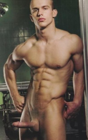 nude-hunk.jpg