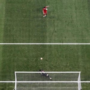 Mo Salah scoring (1).jpg