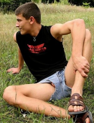 Picones 83dfc_z (1).jpg