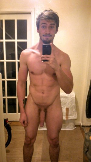 selfies-amateur-hot-hung-jock-01.jpg