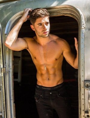 94C2345A-ED96-4997-9011-775534BCAA96.jpg 94C2345A-ED96-4997-9011-775534BCAA96.jpg