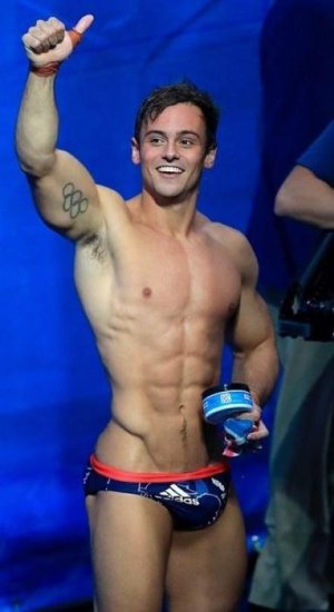 C4E31626-731A-406E-AAC5-398FCA76FCDD.jpg C4E31626-731A-406E-AAC5-398FCA76FCDD.jpg