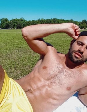 35575779 Regents Park.jpg