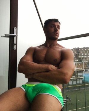 B68D59D8-EAB2-4F84-A32B-F507AFE1D91D.jpg B68D59D8-EAB2-4F84-A32B-F507AFE1D91D.jpg