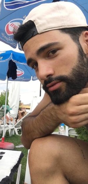 Manos Tzagarakis 29739395.jpg