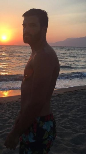 Manos Tzagarakis 29740073.jpg