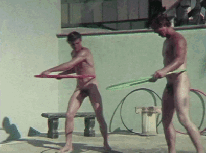 nT_qxsdgq5j1paqziad7dhh4x1z.gif