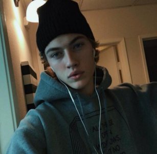 45ED73DE-8F38-4B1D-94BE-AD57BF201CD3.jpg 45ED73DE-8F38-4B1D-94BE-AD57BF201CD3.jpg