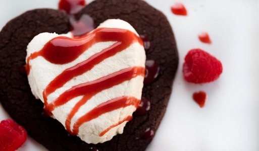 2020-02-V-Day-Bistro-Menils-valentine-dessert_.jpg