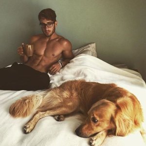 Hot-Dudes-With-Dogs-Instagram-Is-The-Ultimate-Internet-Eye-Candy-58d4dabe884ad__605.jpg