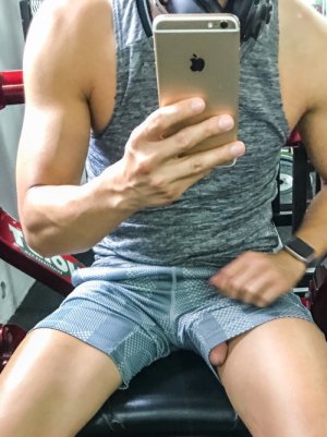dick-slip-guy-gym-training-.jpg dick-slip-guy-gym-training-.jpg