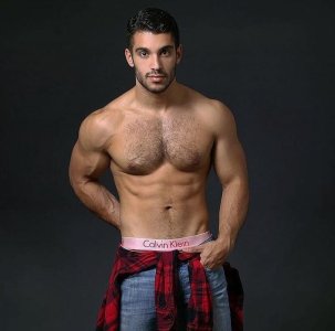 Alex Lo 12934837.jpg