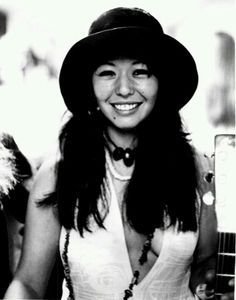 Yvonne Elliman.jpeg.jpg