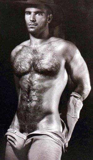 Outback Dusk photographed by Paul Freeman tumblr_owywteRWqn1qeofm5o1_1280.jpg