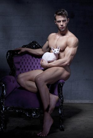 Belamo  &  Mr  Bigglesworth  .jpg