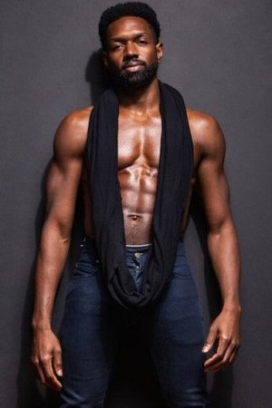 Romone Ownes.jpeg.jpg