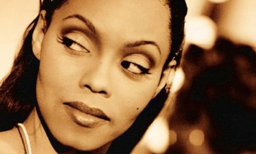 N'Dea Davenport (Brand New Heavies).jpeg.jpg